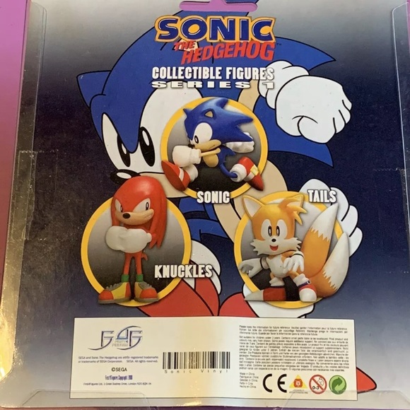 First4Figures Classic Sonic the Hedgehog Figure - Picture 2 of 2